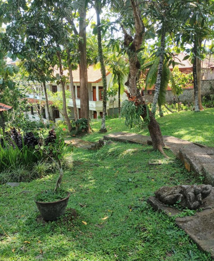 Argasoka Bungalows Ubud  Exterior photo